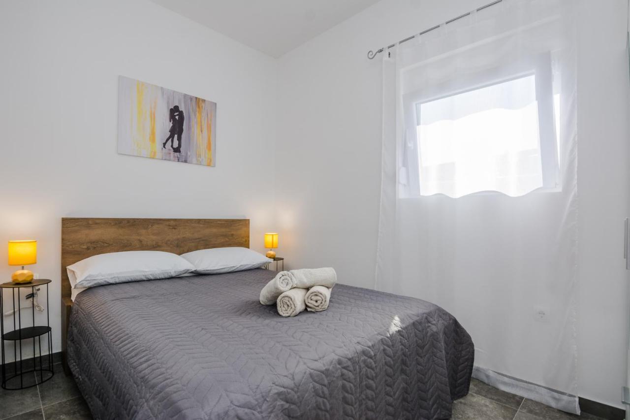 Lovely Apartment M&K In Peaceful Area - Zadar Ngoại thất bức ảnh