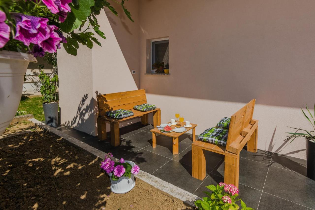 Lovely Apartment M&K In Peaceful Area - Zadar Ngoại thất bức ảnh
