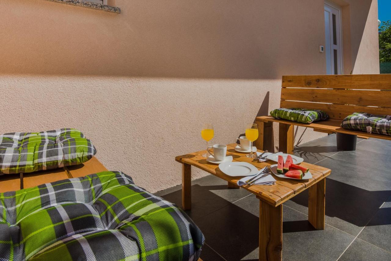 Lovely Apartment M&K In Peaceful Area - Zadar Ngoại thất bức ảnh